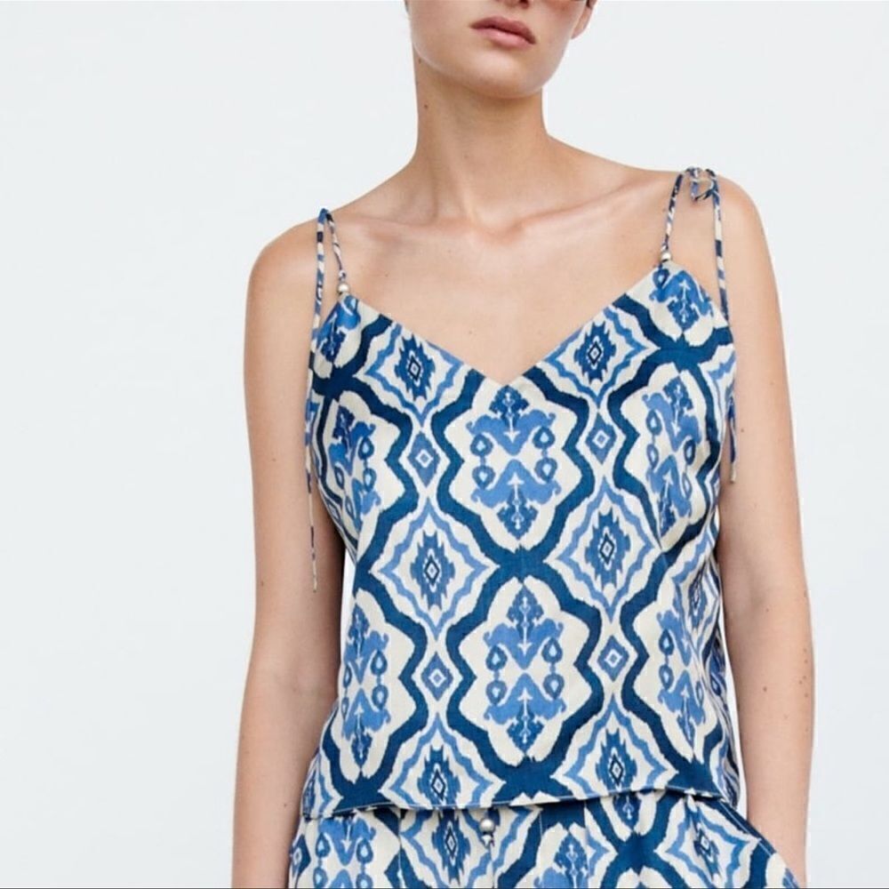 Zara Womens XL The Leia Crop Top NWT